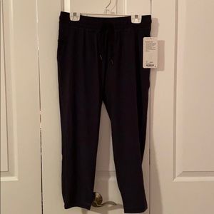 Lululemon Namaskar Crop